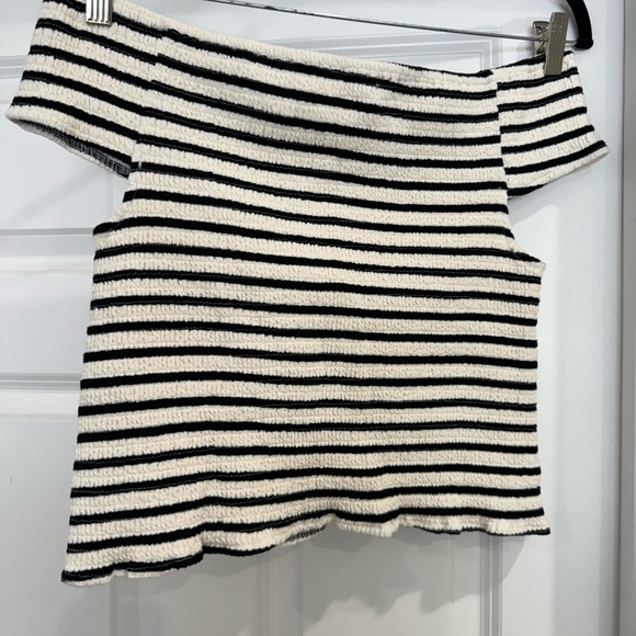 Bishop and Young stretch top medium - Picture 6 of 6